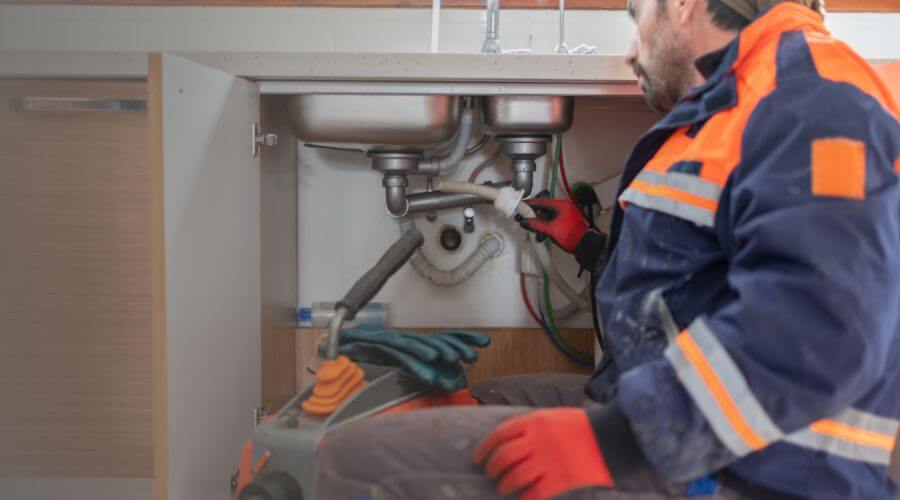 Professional slab leak plumber services in New Melle, MO